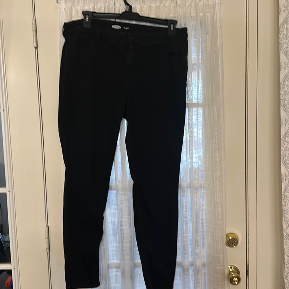 Women’s Old Navy super skinny mid rise black jeans